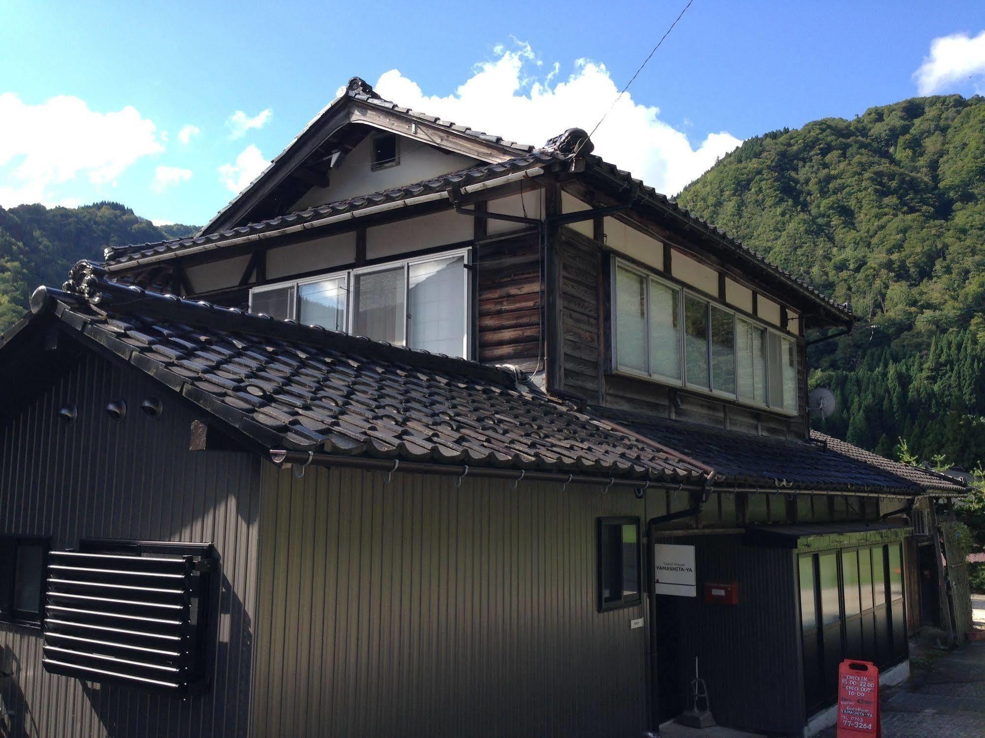 Guest House Yamashita-Ya Nanto Zewnętrze zdjęcie